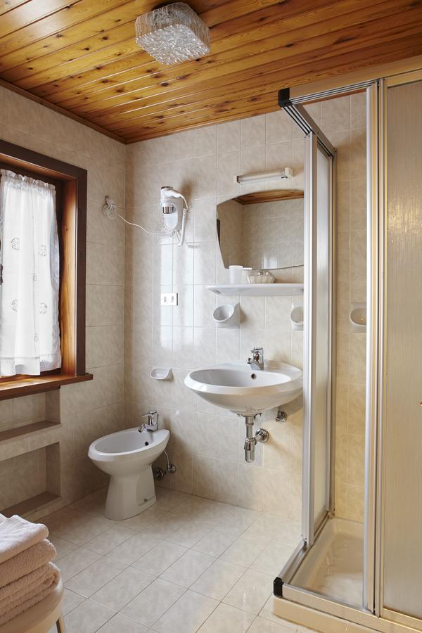 Albergo Venezia 萨帕达 外观 照片
